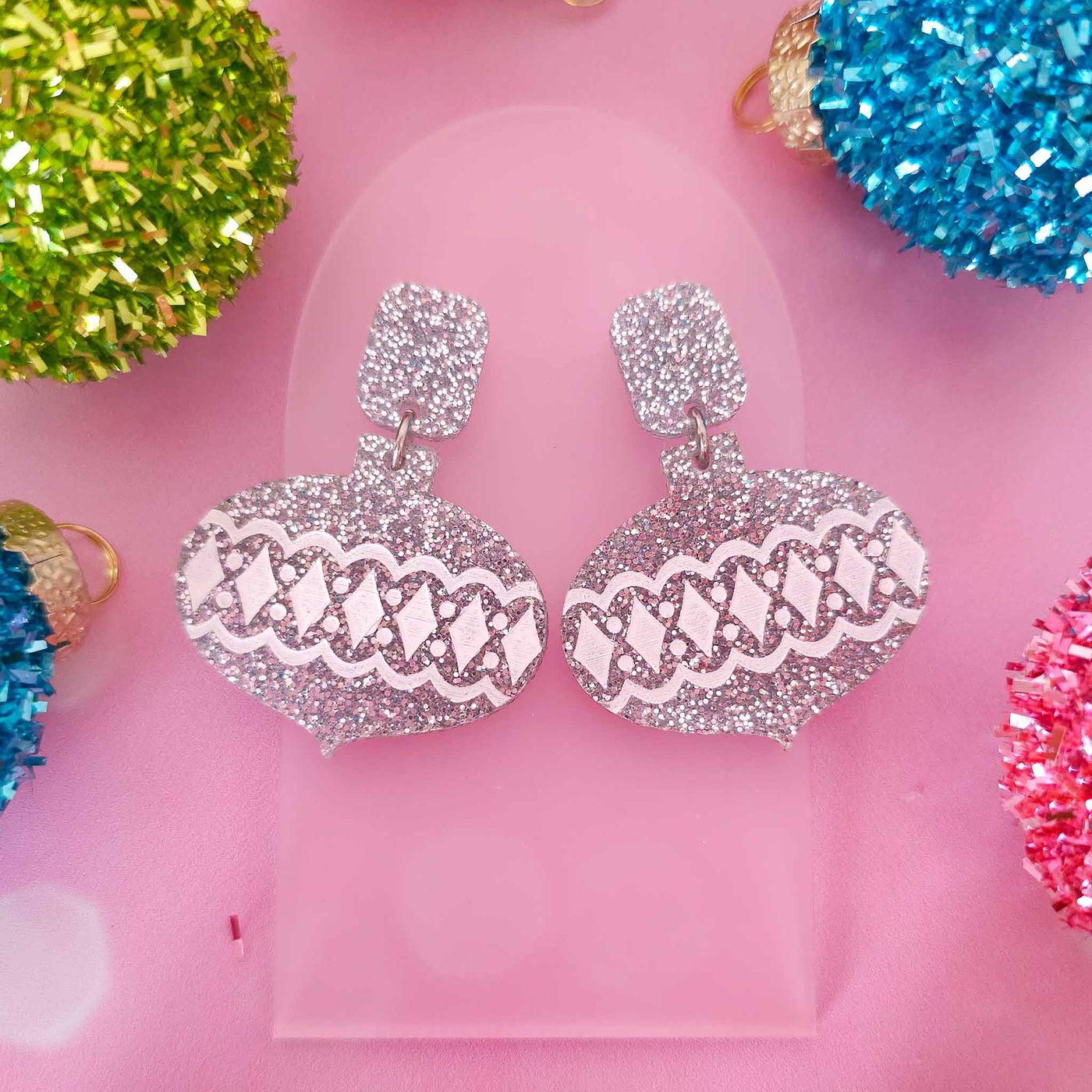 Retro Ornament Dangle Earrings - Choose Colour